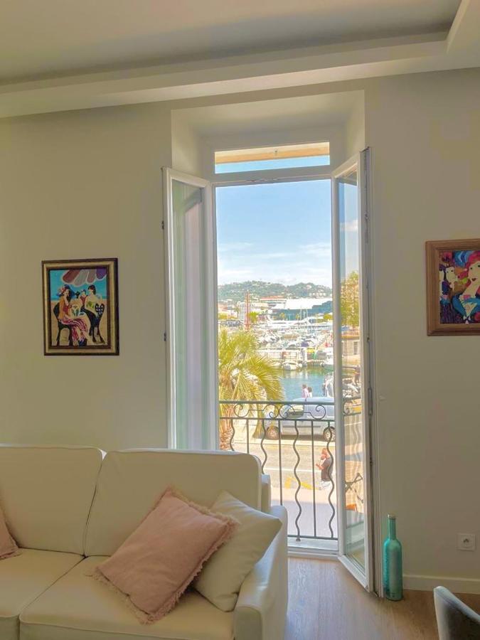 Cannes Vieux Port , true seafront& view, 5G Fibre&BBC Extérieur photo